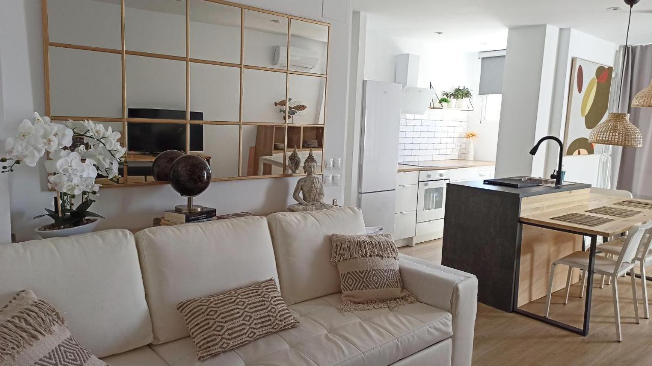 Anasan Fuengirola Playa Apartment Exterior photo