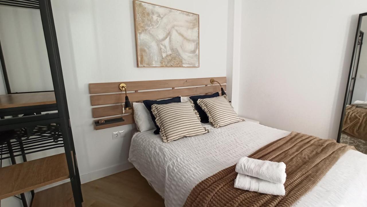 Anasan Fuengirola Playa Apartment Exterior photo